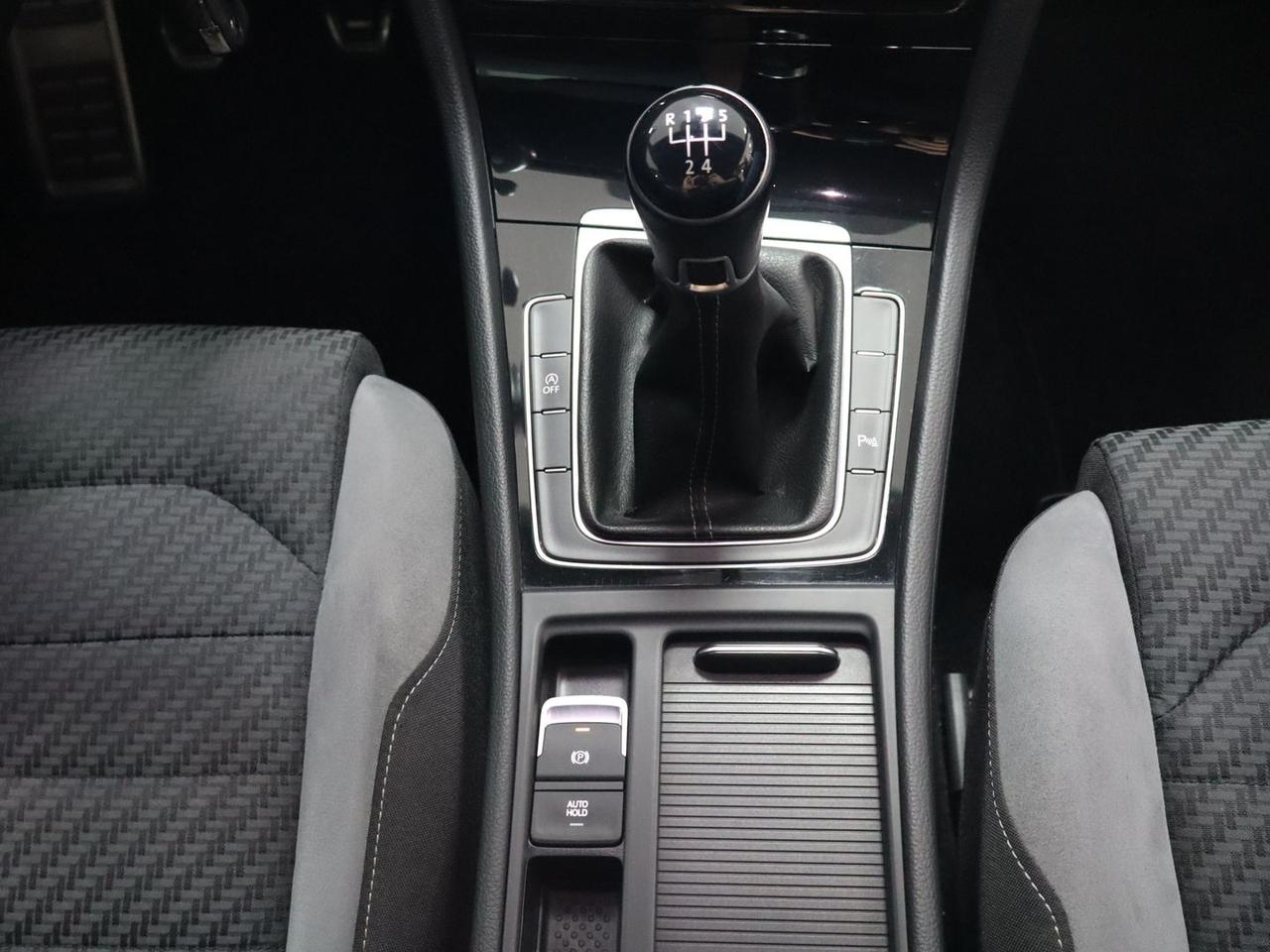 Volkswagen Golf 1.6 TDI BlueMotion R-line #50046
