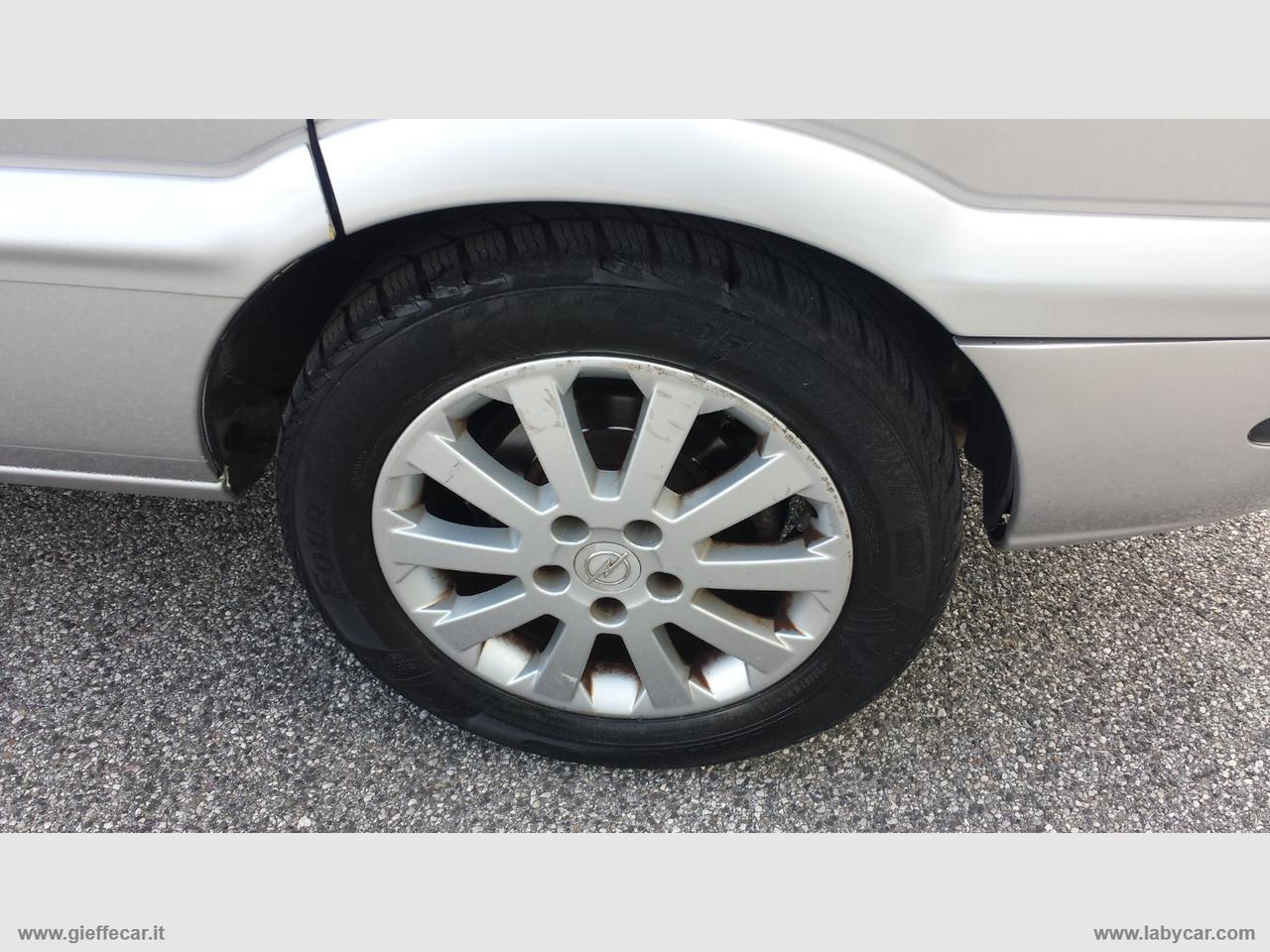OPEL Zafira 2.0 DTI Elegance 7 POSTI