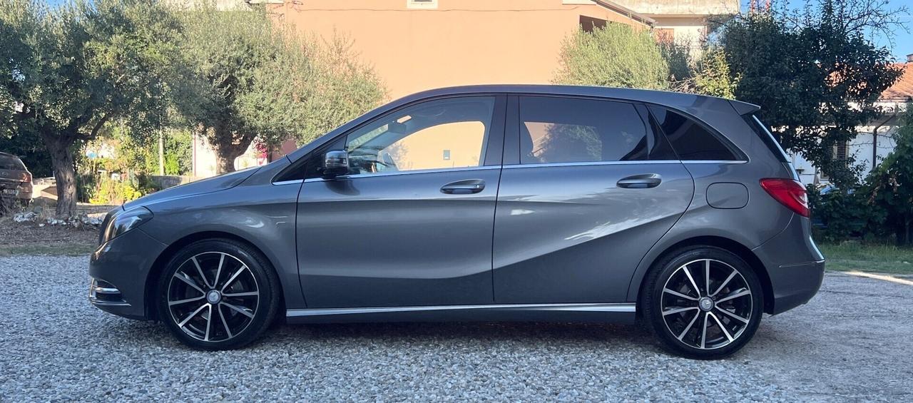 Mercedes-benz B 180 d Automatic AMG Line Advanced