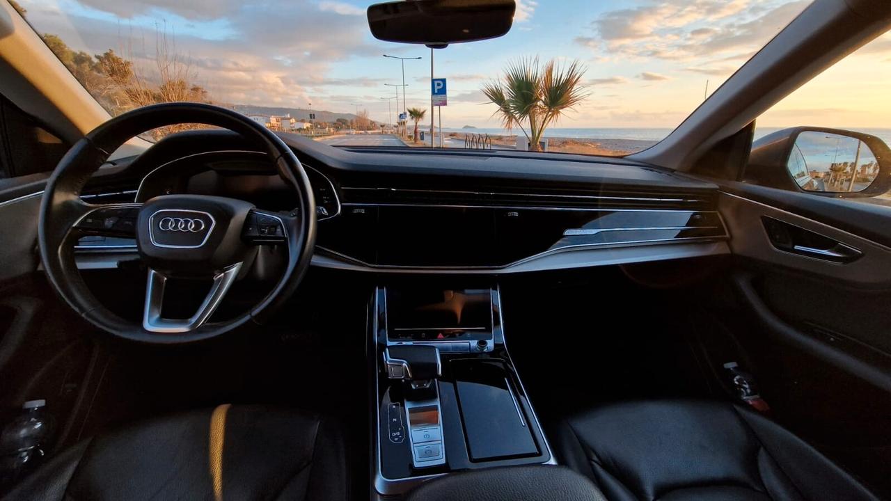 Audi Q8 45 TDI quattro tiptronic Sport
