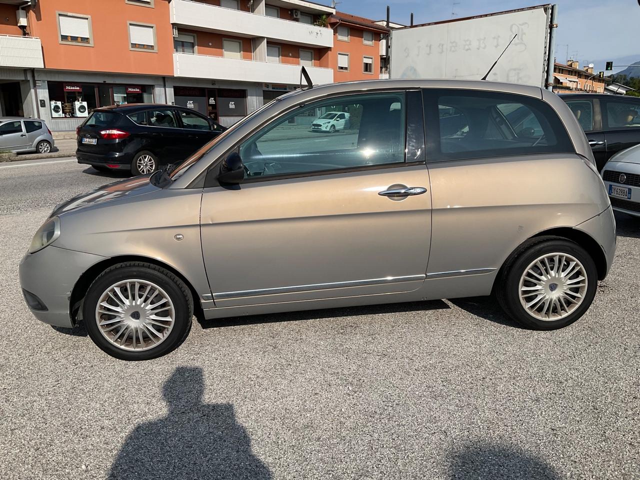 Lancia Ypsilon 1.2 69 CV Elle