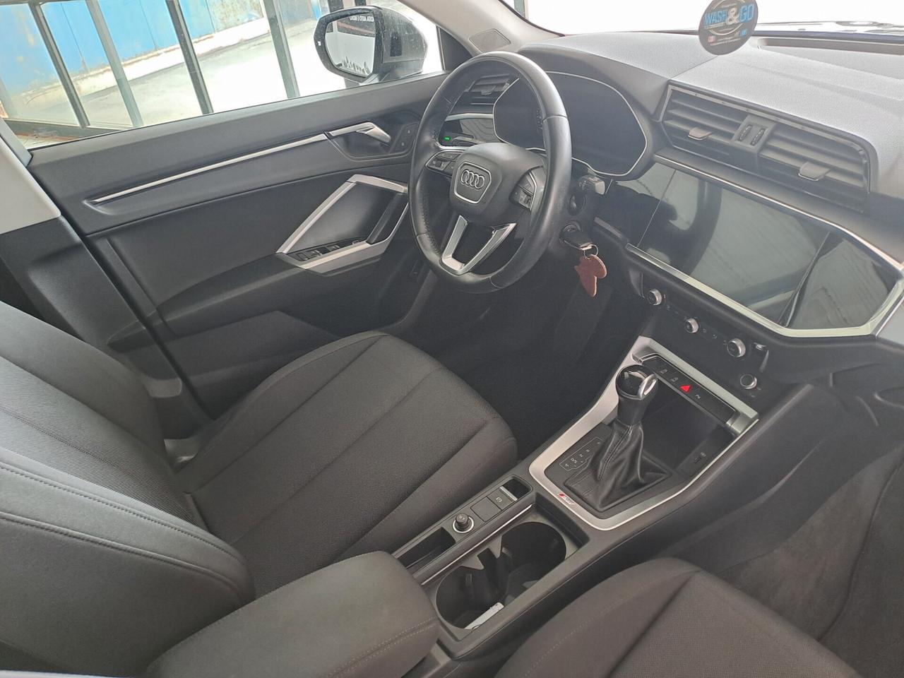 Audi Q3 35 TDI S tronic 150cv