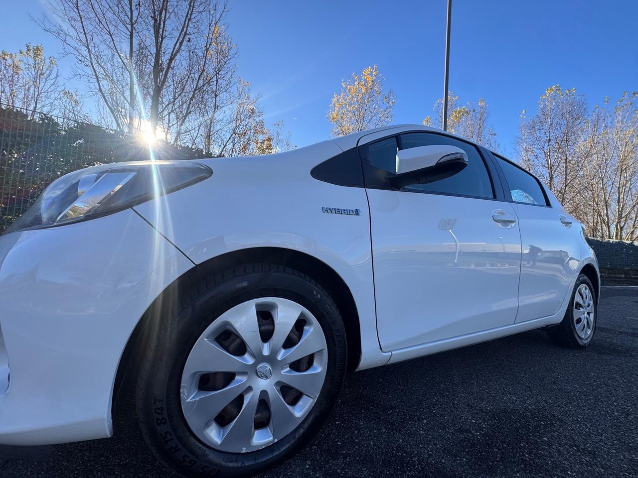 Toyota Yaris 1.5 Hybrid 5 porte Active