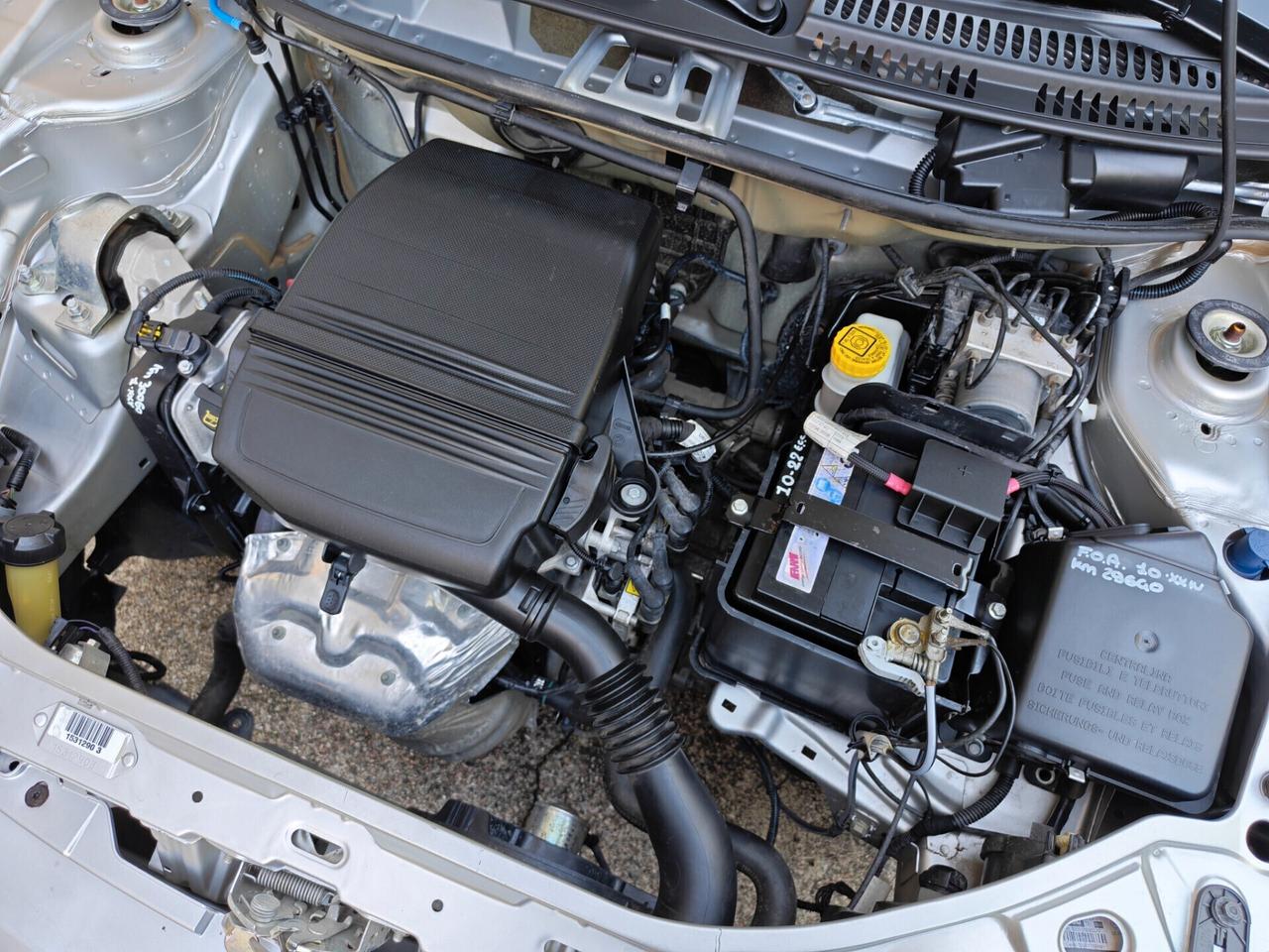 Fiat Punto 1.2 BENZINA 60cv / 30.630km / Unipro