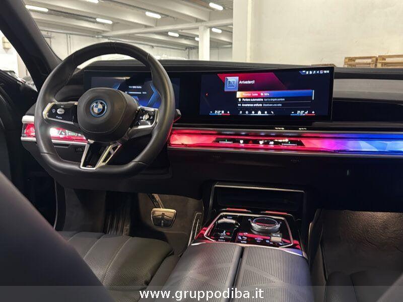 BMW Serie 7 G70 i7 xdrive60 MSport