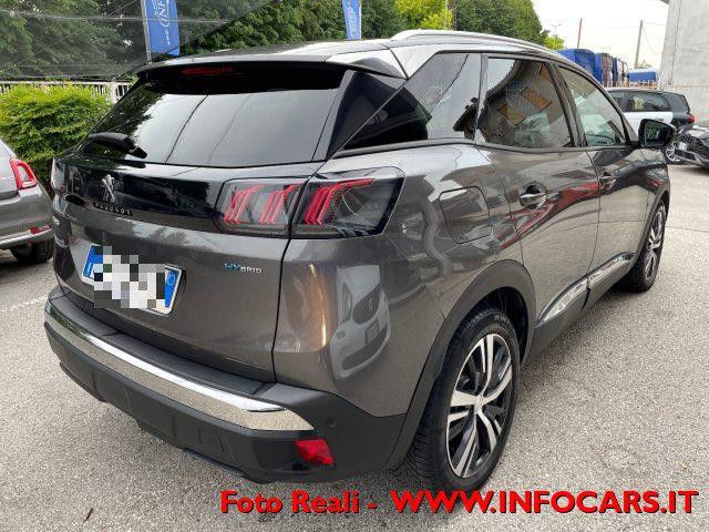 PEUGEOT 3008 Hybrid PHEV 225 e-EAT8 Allure Pack PROMO !!