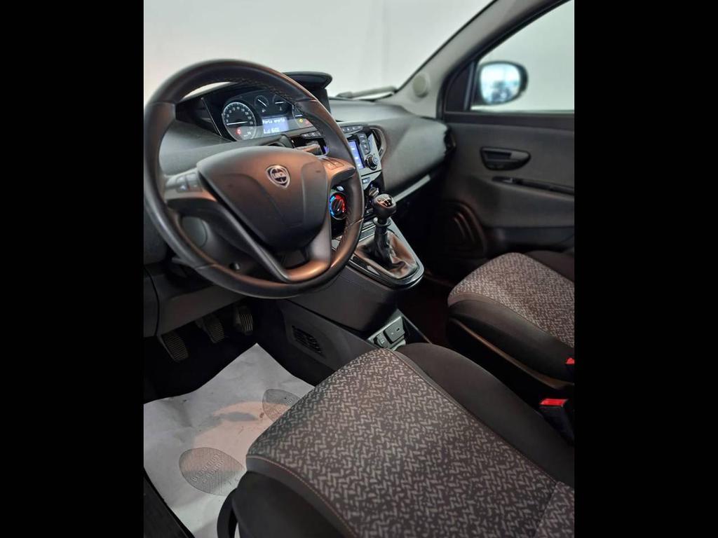 Lancia Ypsilon 5 Porte 1.2 Ecochic Elefantino