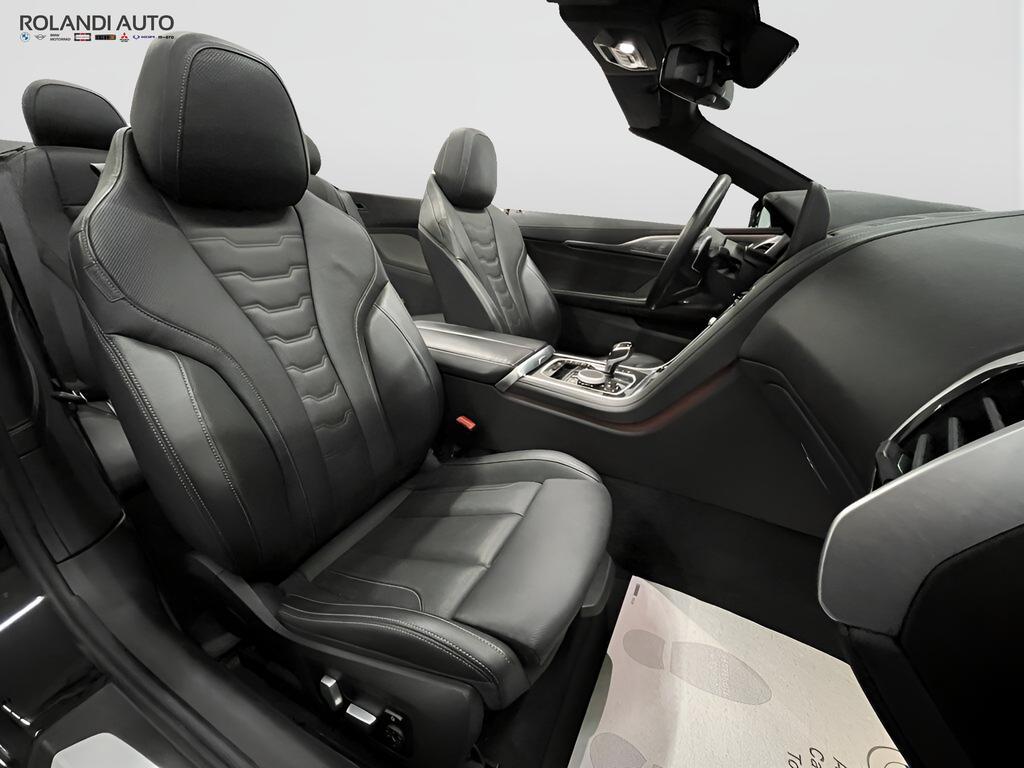 BMW Serie 8 Cabrio 840 d Mild Hybrid 48V Individual Composition Msport xDrive Steptronic