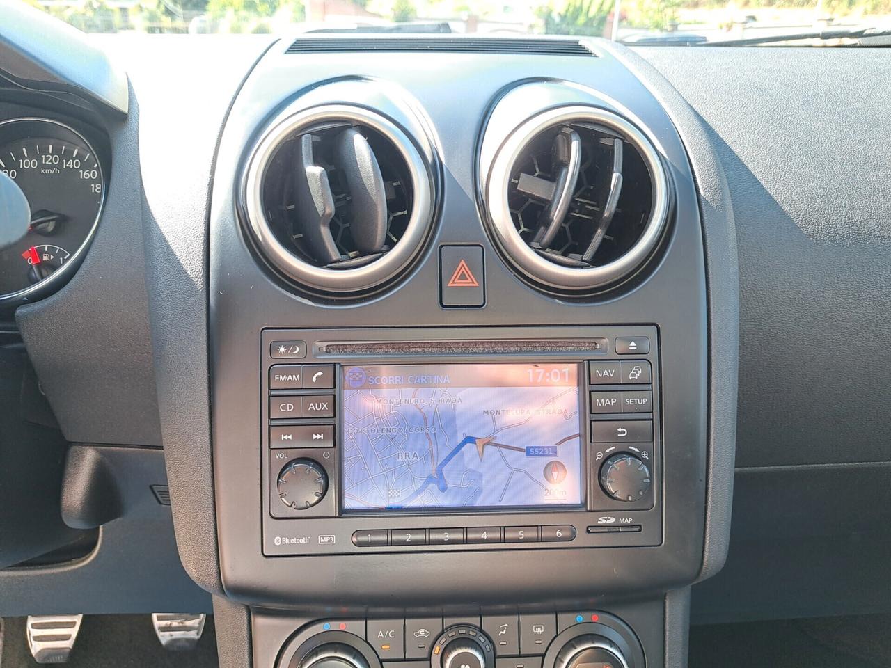 Nissan Qashqai 1.5 /110CV /TETTO