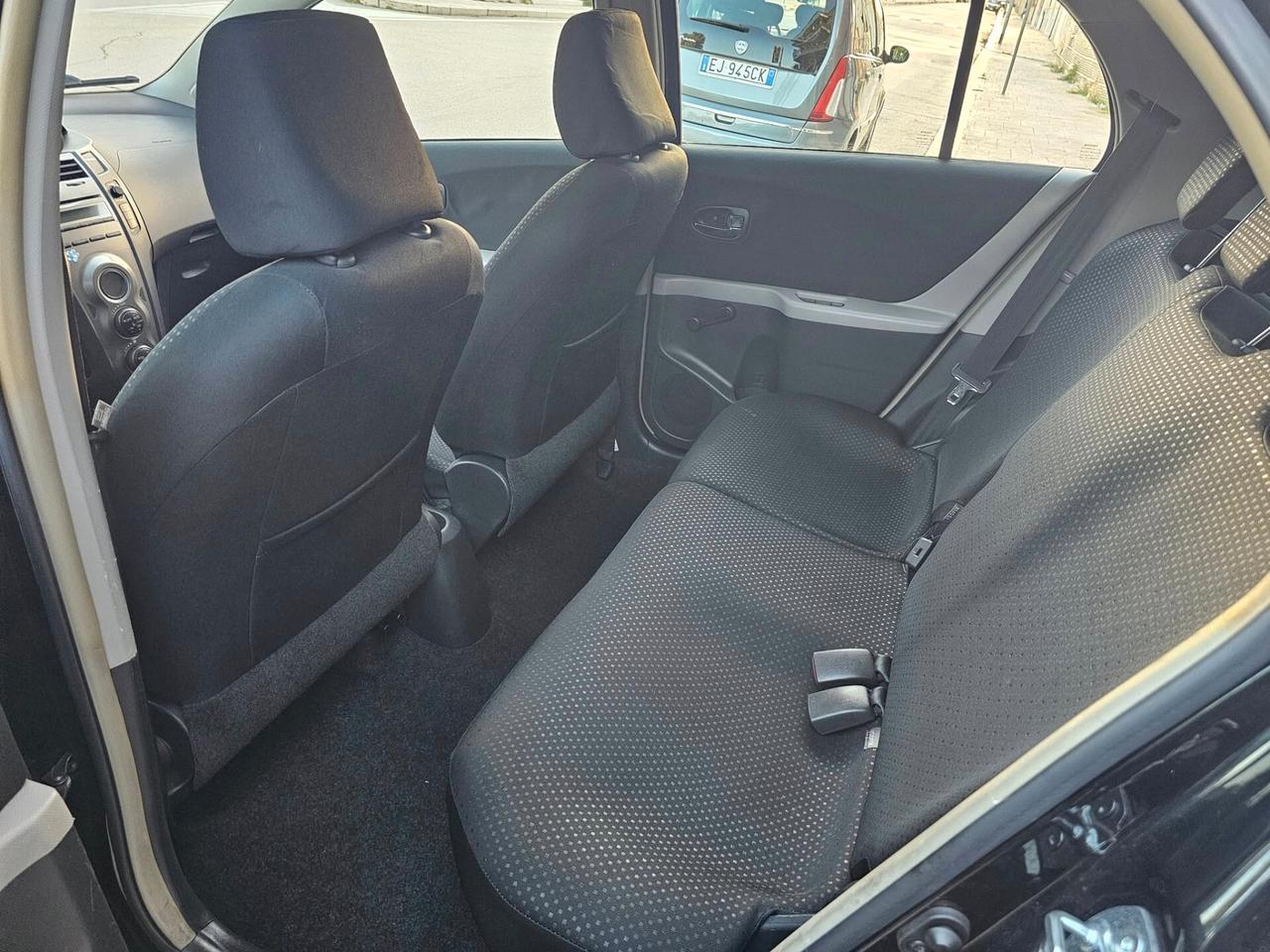 Toyota Yaris 1.4 D-4D DPF 5 porte Now