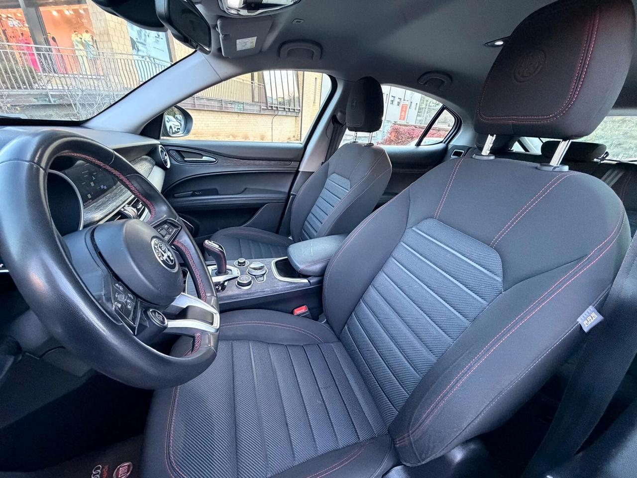 Alfa Romeo Stelvio 2.2 Turbodiesel 160 CV AT8 RWD Business 2021