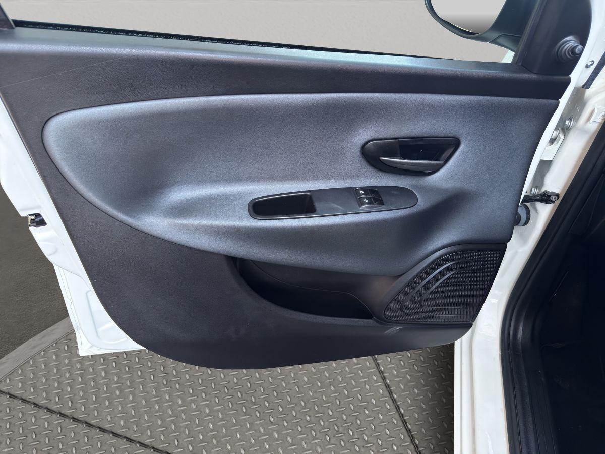 LANCIA - Ypsilon - 1.3 MJT 95 CV 5p. S&S Platinum