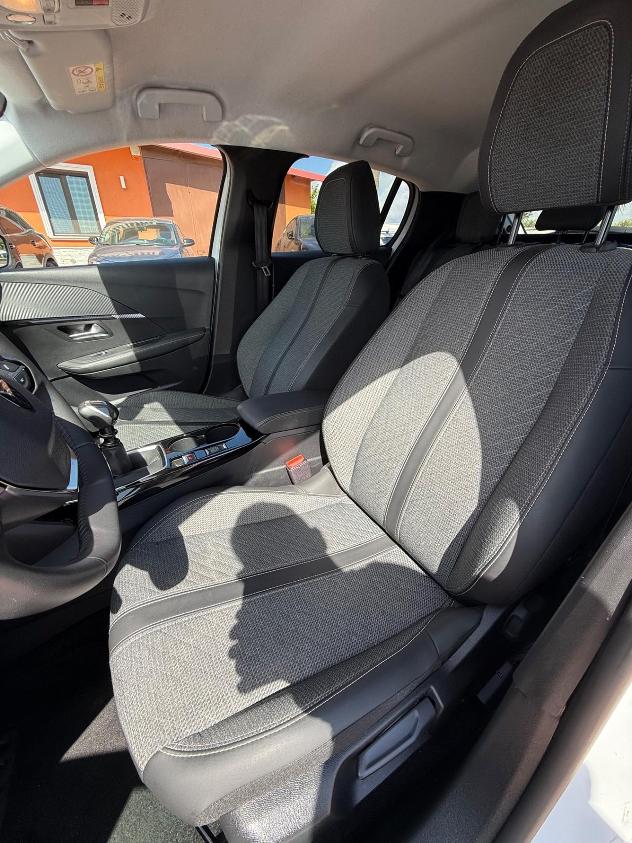 Peugeot 208 PureTech 100 Stop&Start 5 porte Allure