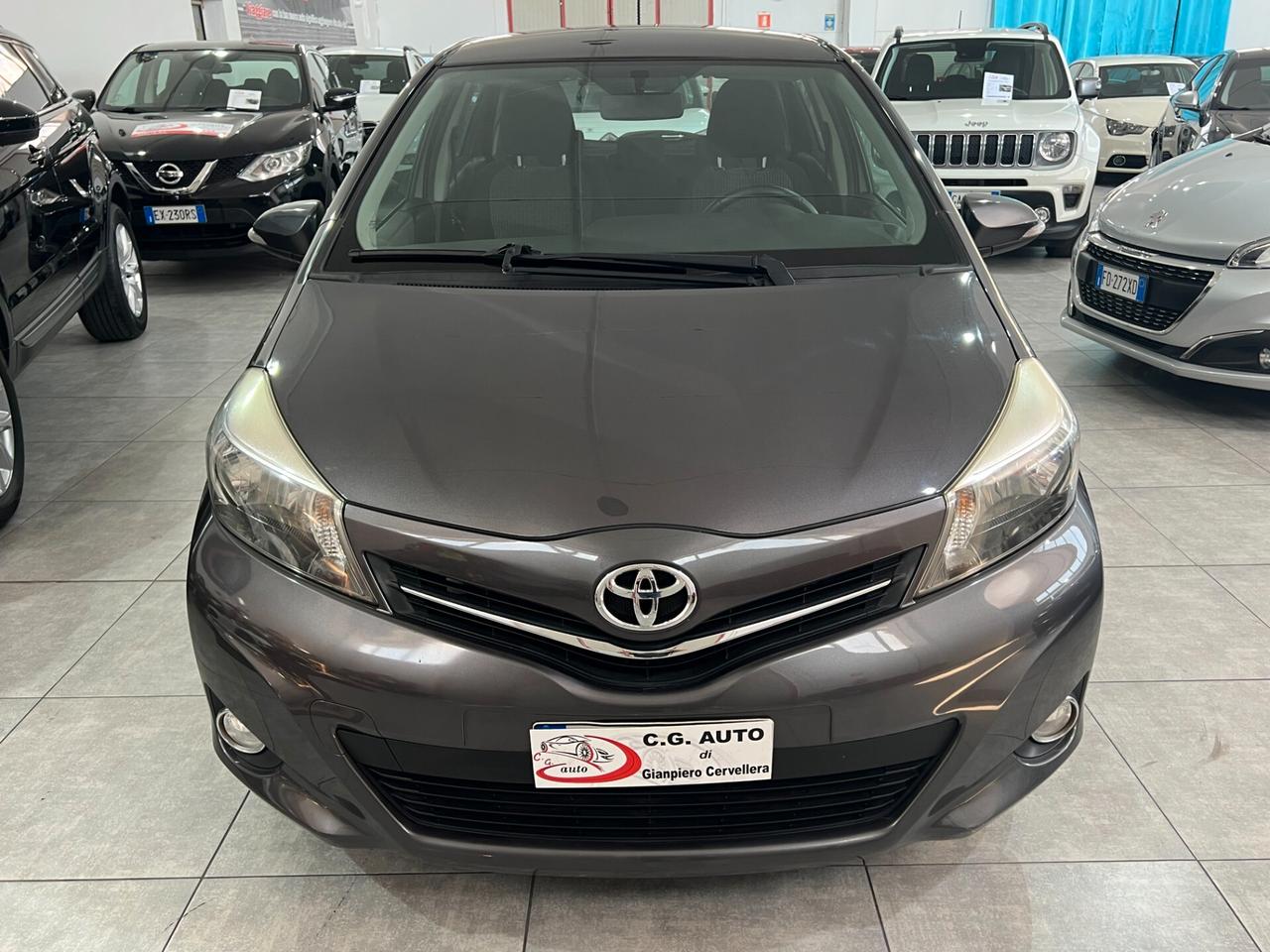 Toyota Yaris 1.0 69 CV - LOUNGE - 2014