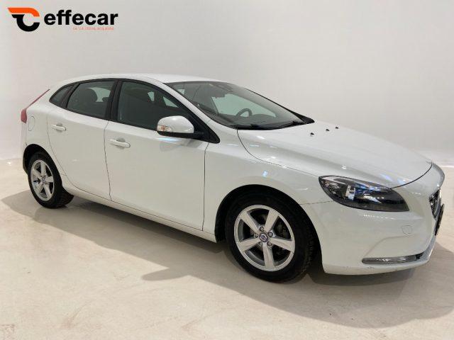 VOLVO V40 D2 1.6 SUMMUN