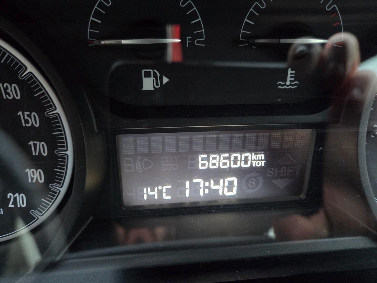 Lancia Ypsilon NEOPATENTATI - 2017