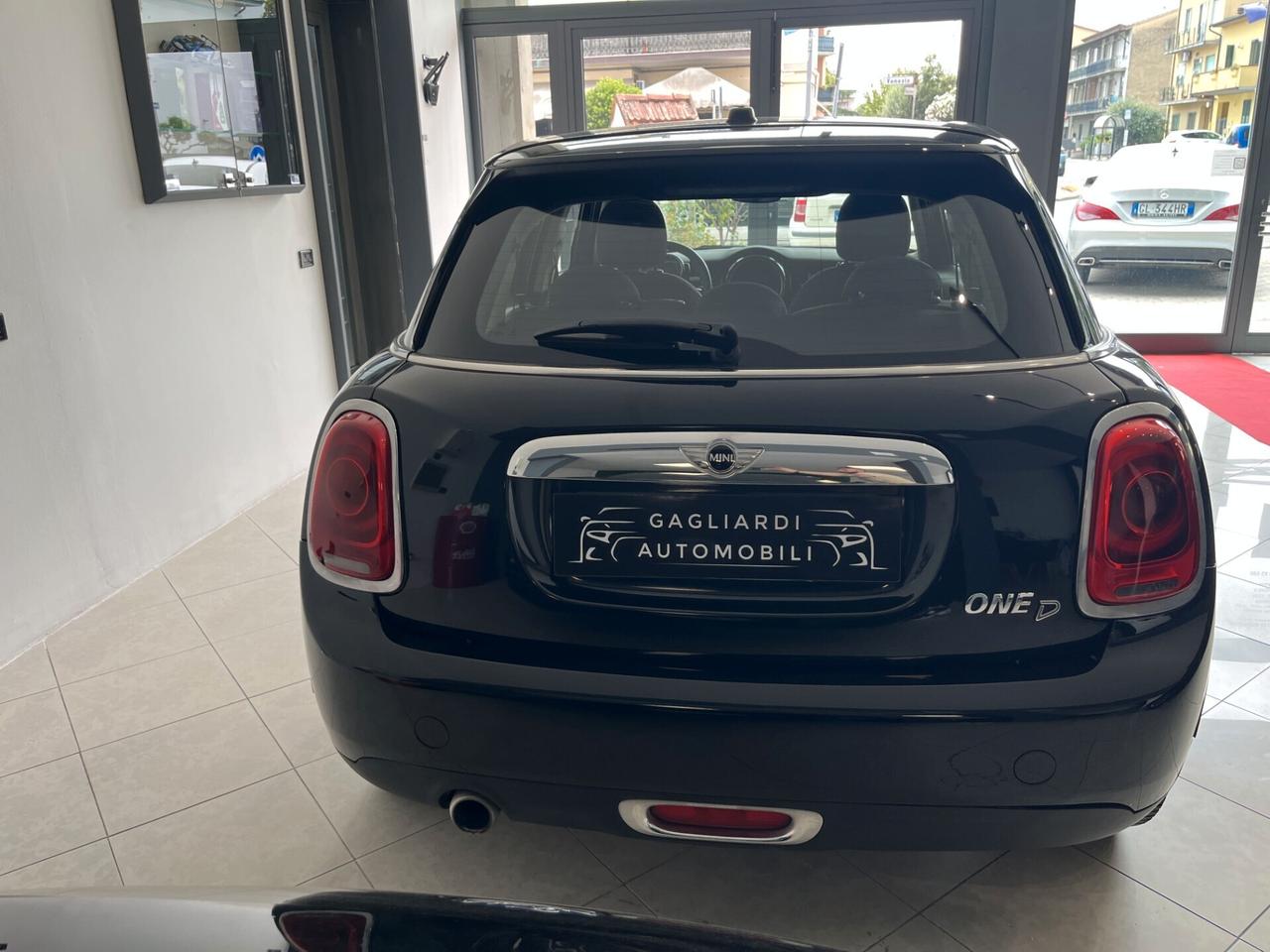 Mini Cooper One D Hype