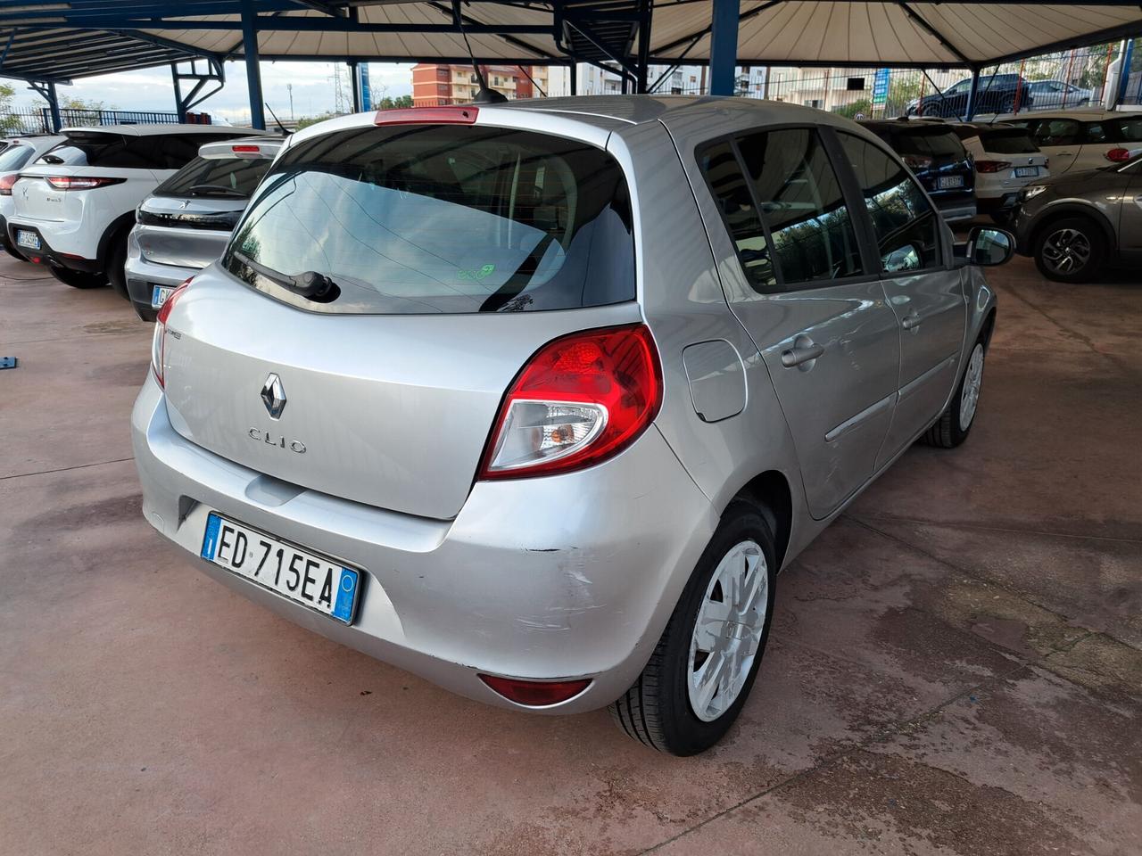 Renault Clio 1.2 Benz. 5 porte Confort