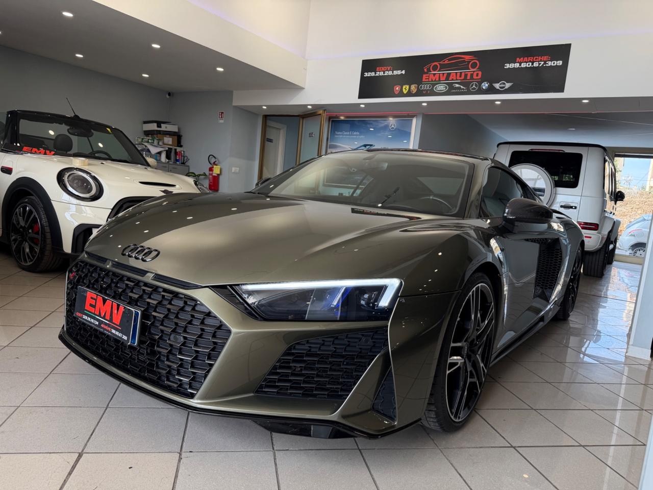 Audi R8 Coupe V10 quattro S tronic performance (456 kw)