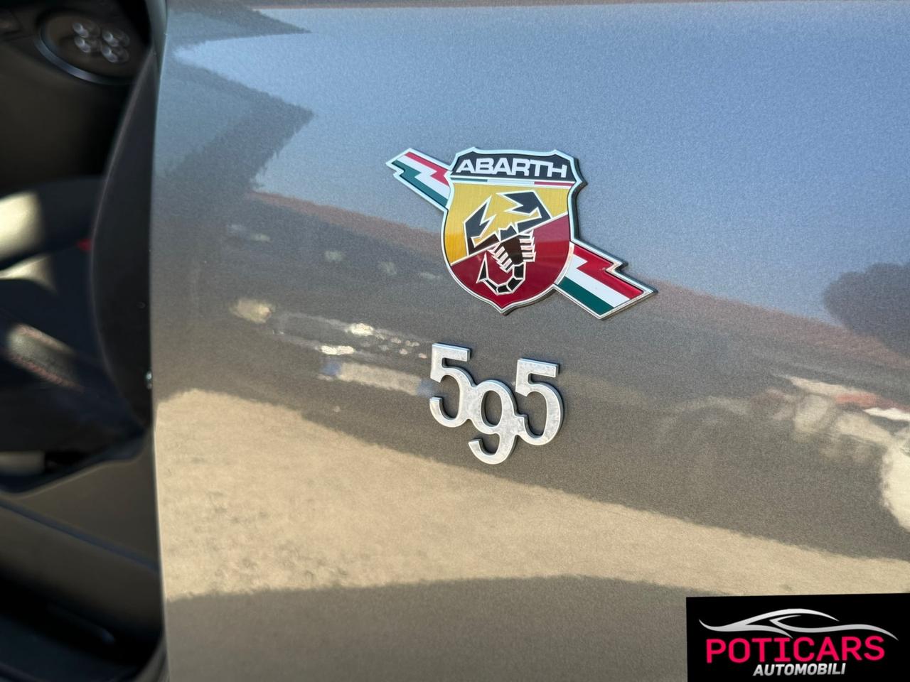Abarth 595 1.4 Turbo T-Jet 160 CV Competizione