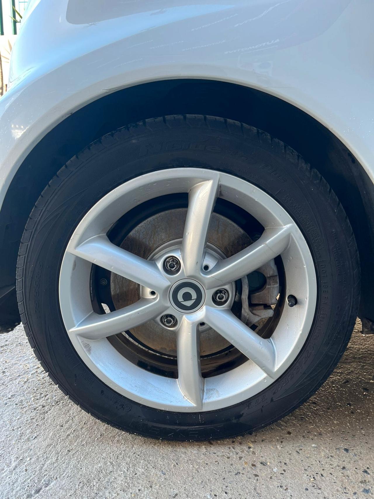 Smart ForTwo 1000 52 kW MHD coupé passion