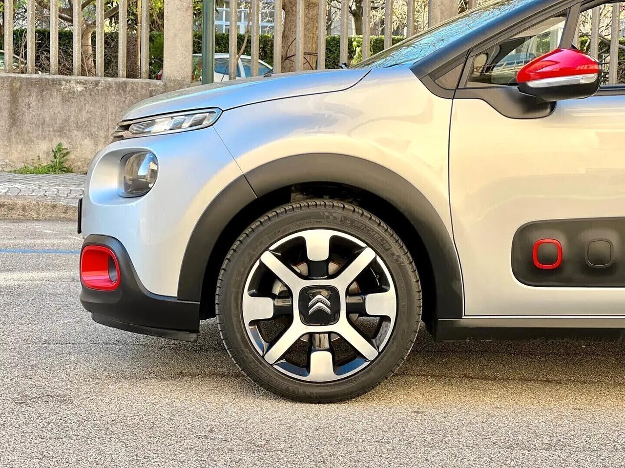 Citroen C3 PureTech 82 GPL Shine