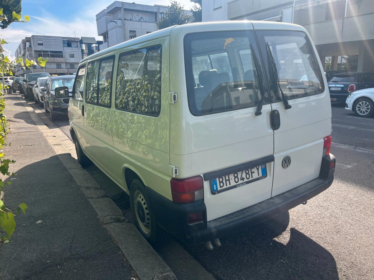 Volkswagen Transporter 2.5 TDI/88CV 9 posti autovettura