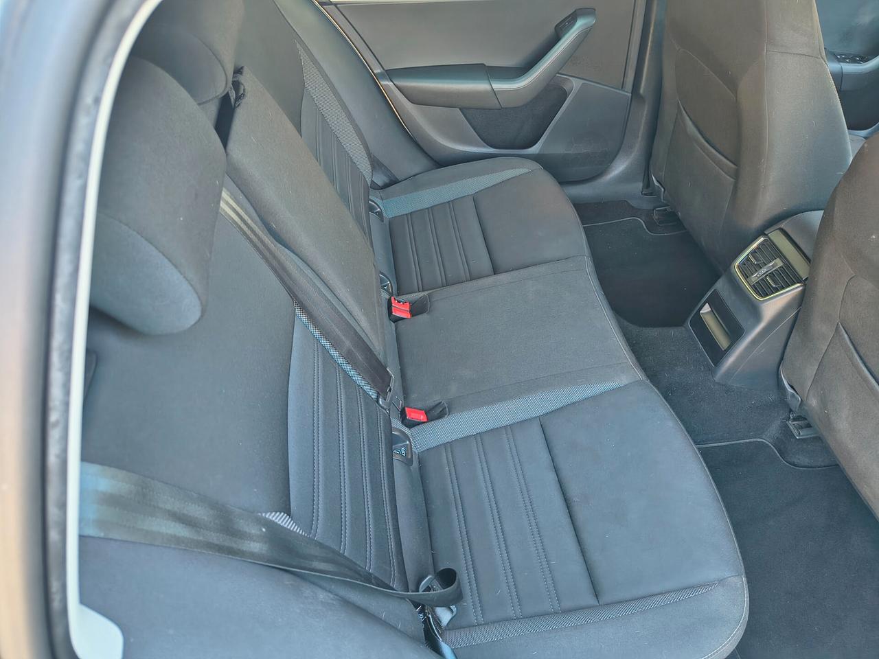 SKODA OCTAVIA 1.6 TDI SCR WAGON EXECUTIVE