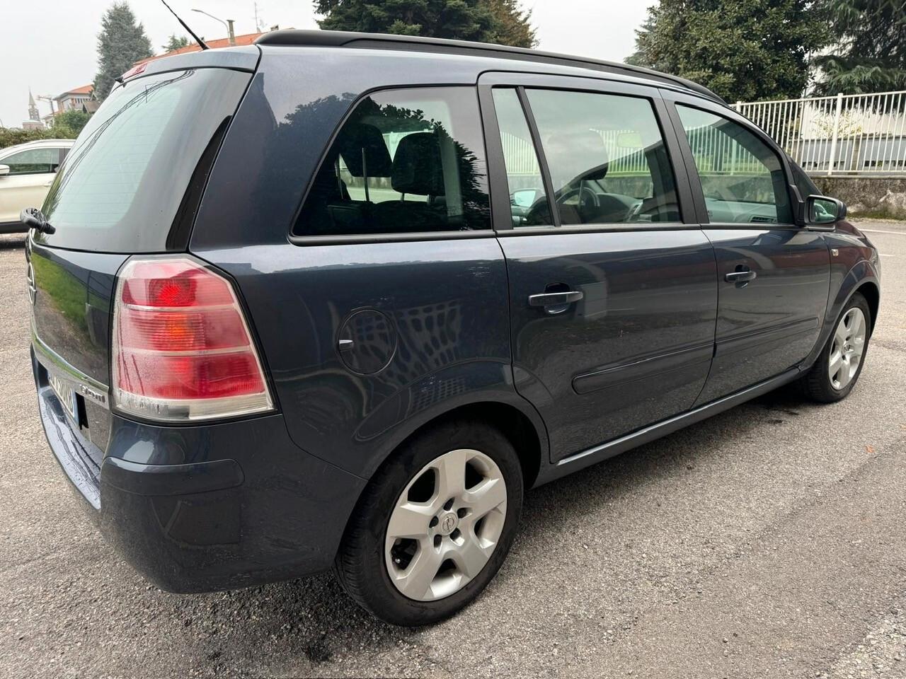 Opel Zafira 1.9 CDTI 120CV Cosmo