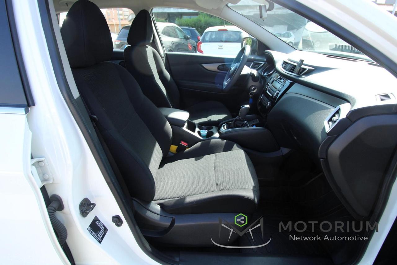 Nissan Qashqai 1.5 dci Visia 115cv dct
