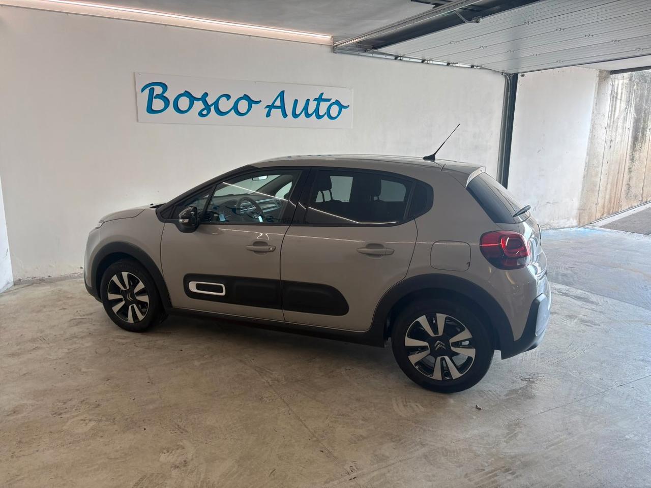 Citroen C3 1.2 puretech Shine Pack s&s 83cv