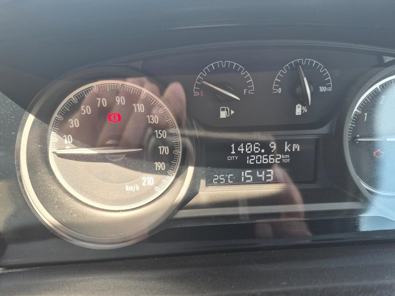 Lancia Ypsilon 1.0 FireFly 5 porte S&S Hybrid Ecochic Silver