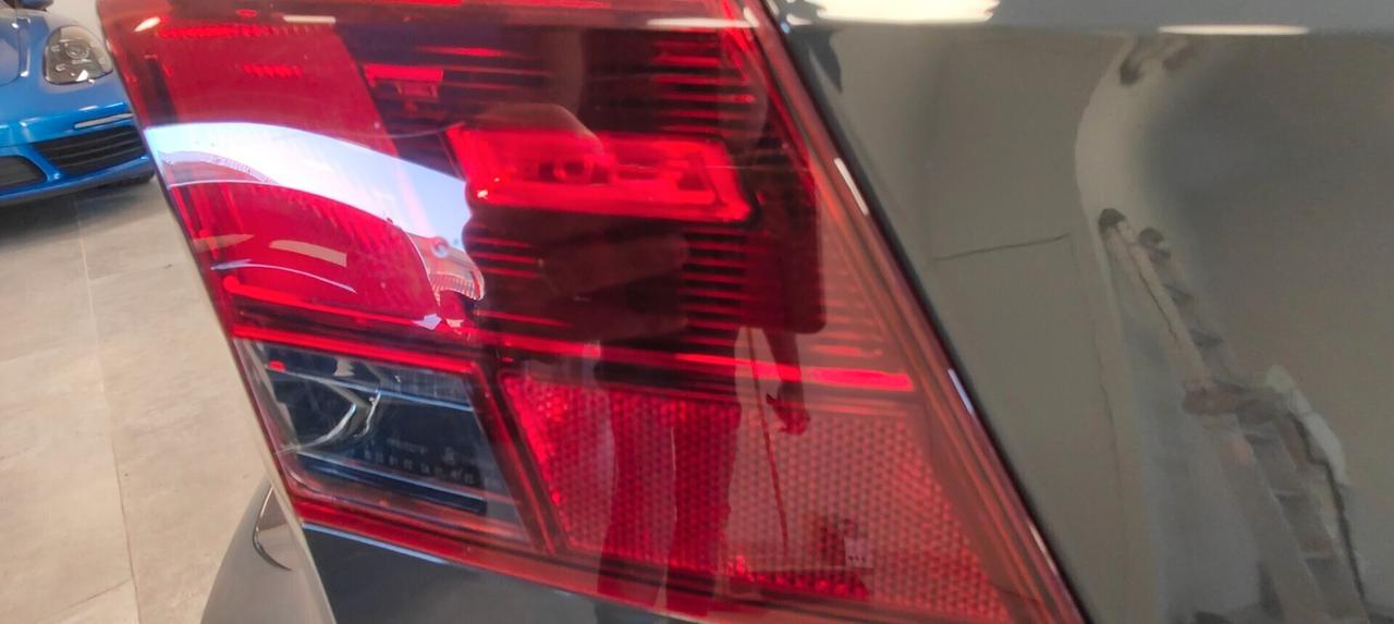 Volkswagen Golf 1.5 TGI DSG Life