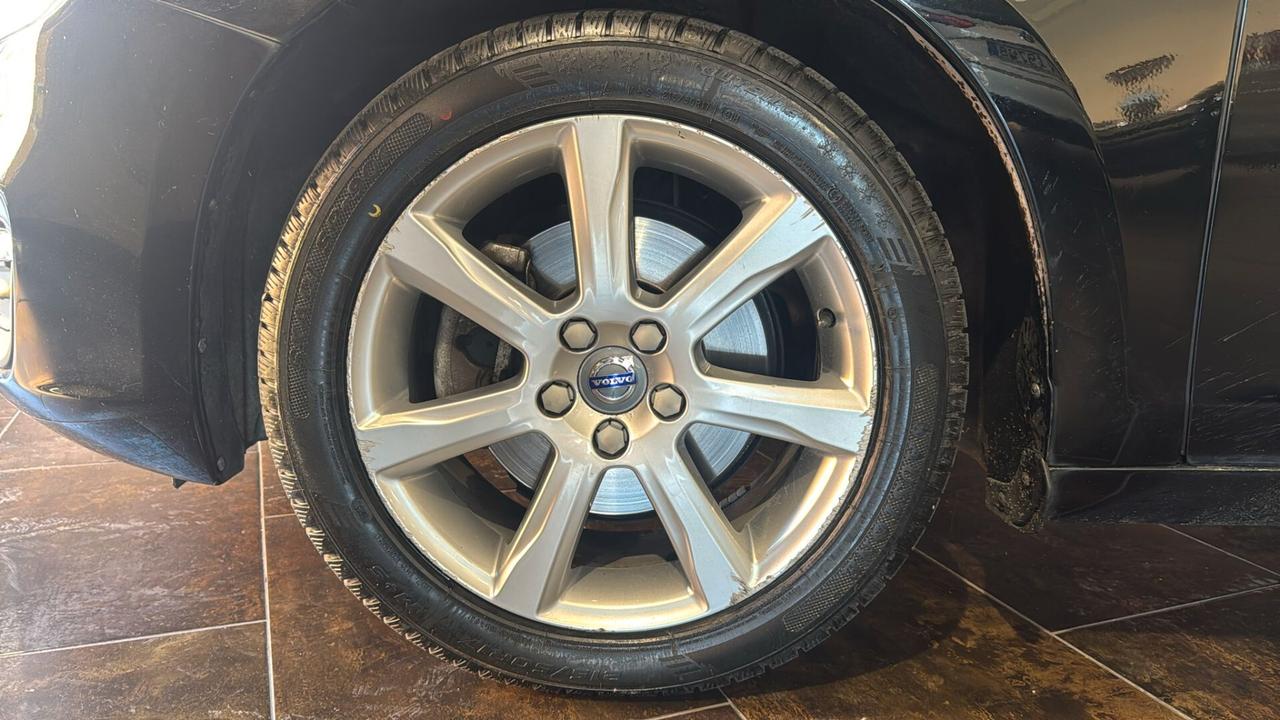 Volvo V60 D2 Dynamic Edition N1