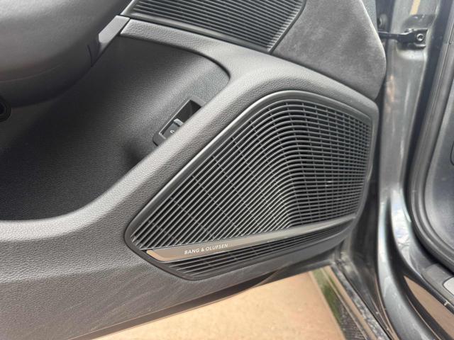 AUDI RS4 Avant 2.9 TFSI quattro Ceramic, Carbon Pack, b&o