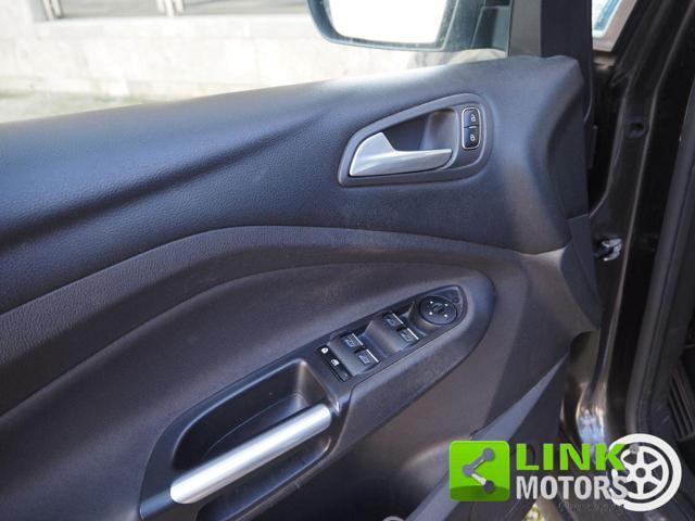 FORD C-Max 1.5 TDCi 120CV Titanium *UNIPRO*