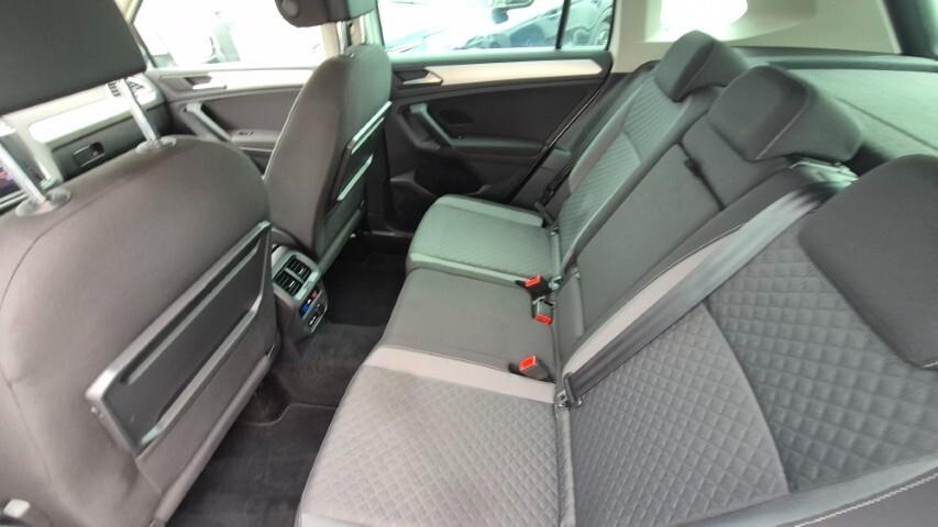 Volkswagen Tiguan 2.0 TDI SCR DSG Business BlueMotion Technology - 2020