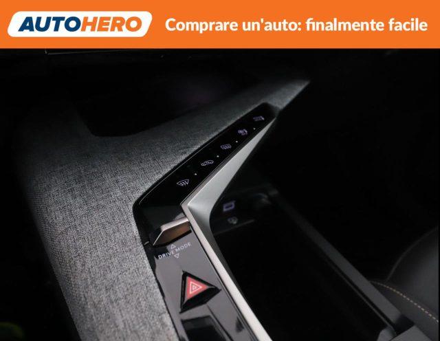 PEUGEOT e-3008 motore elettrico (73kWh) 210 CV Allure