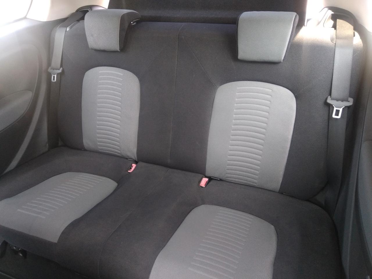 Fiat Grande Punto 1.2 65cv 3 porte Dynamic x neopatentati