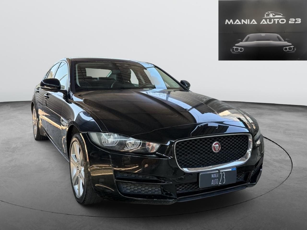 JAGUAR XE*2.0*180 CV*R-LINE*
