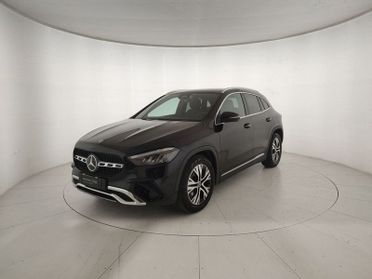 Mercedes-Benz GLA 180 d Progressive Advanced auto