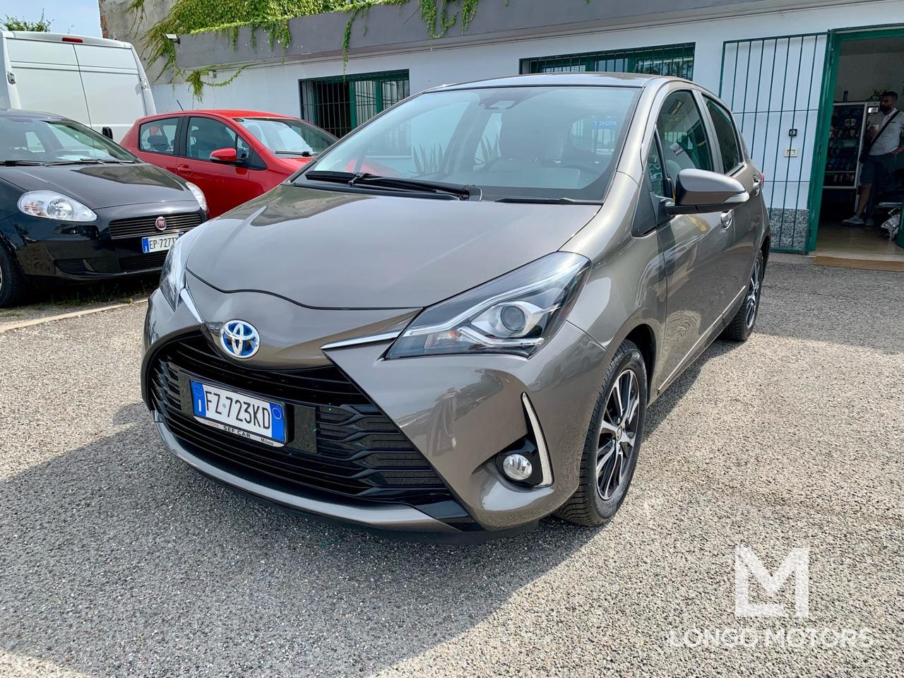 Toyota Yaris 1.5 Hybrid 5 Porte Trend “Bronze Edition”