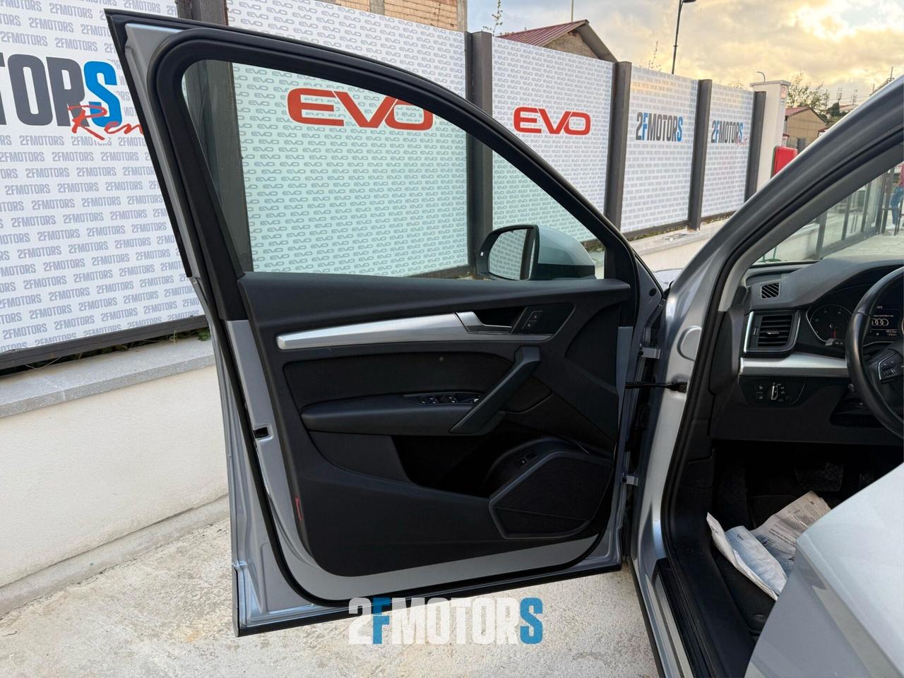 Audi Q5 2.0 TDI quattro S tronic Business Sport
