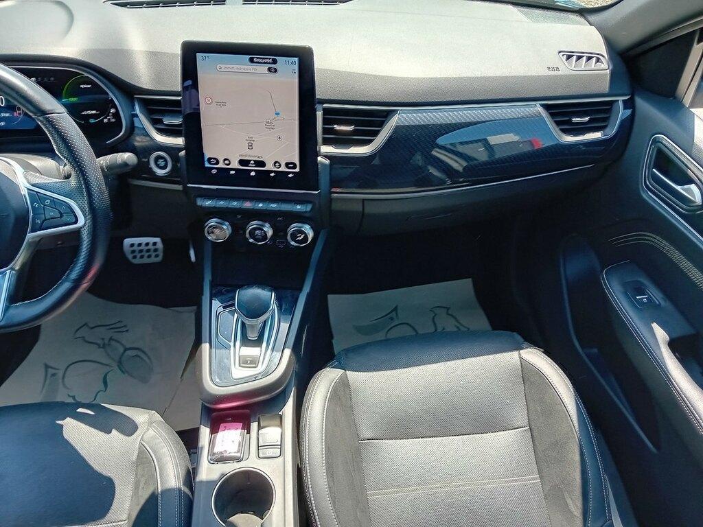 Renault Arkana 1.6 E-TECH Hybrid Engineered Auto
