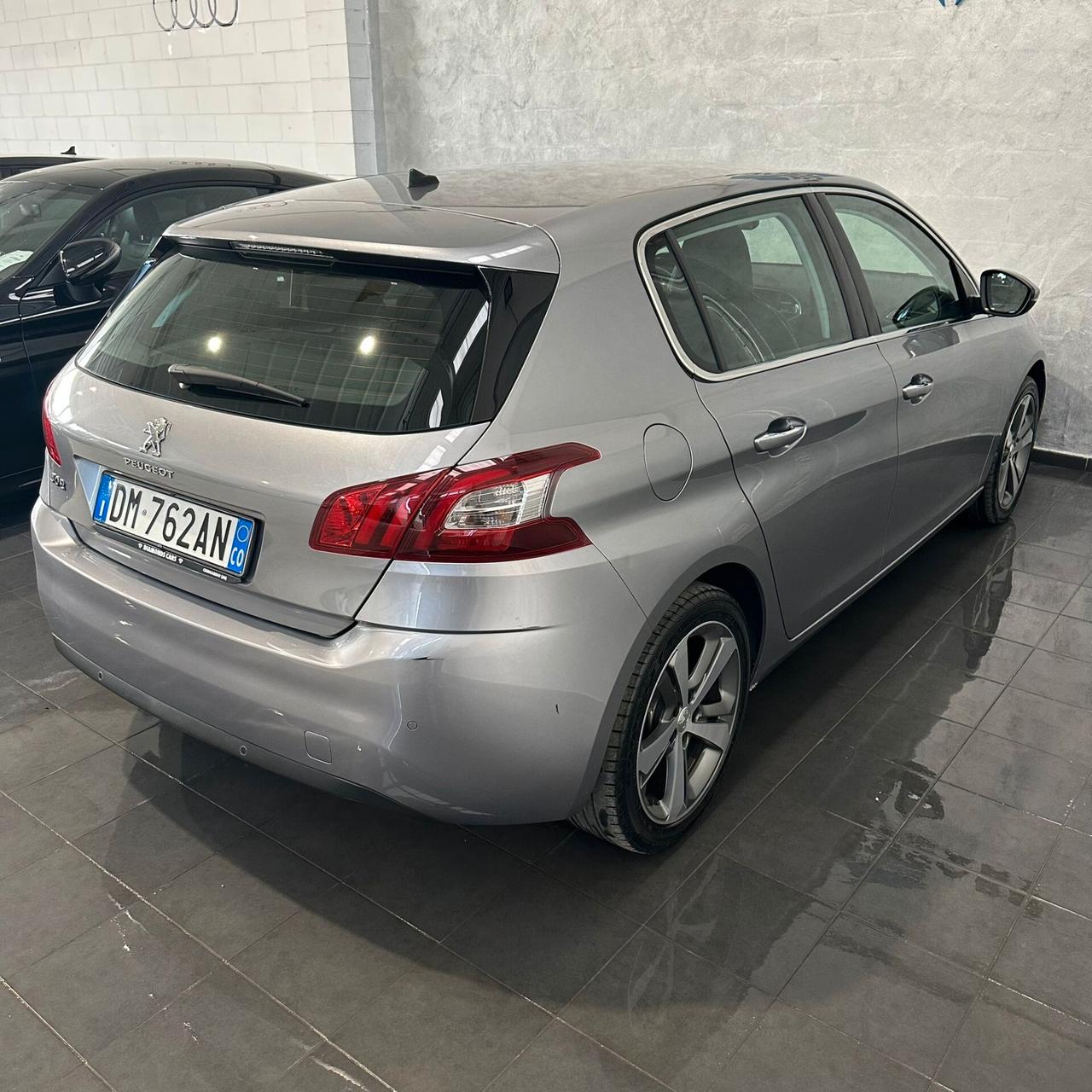 Peugeot 308 PureTech Turbo 130 S&S Allure