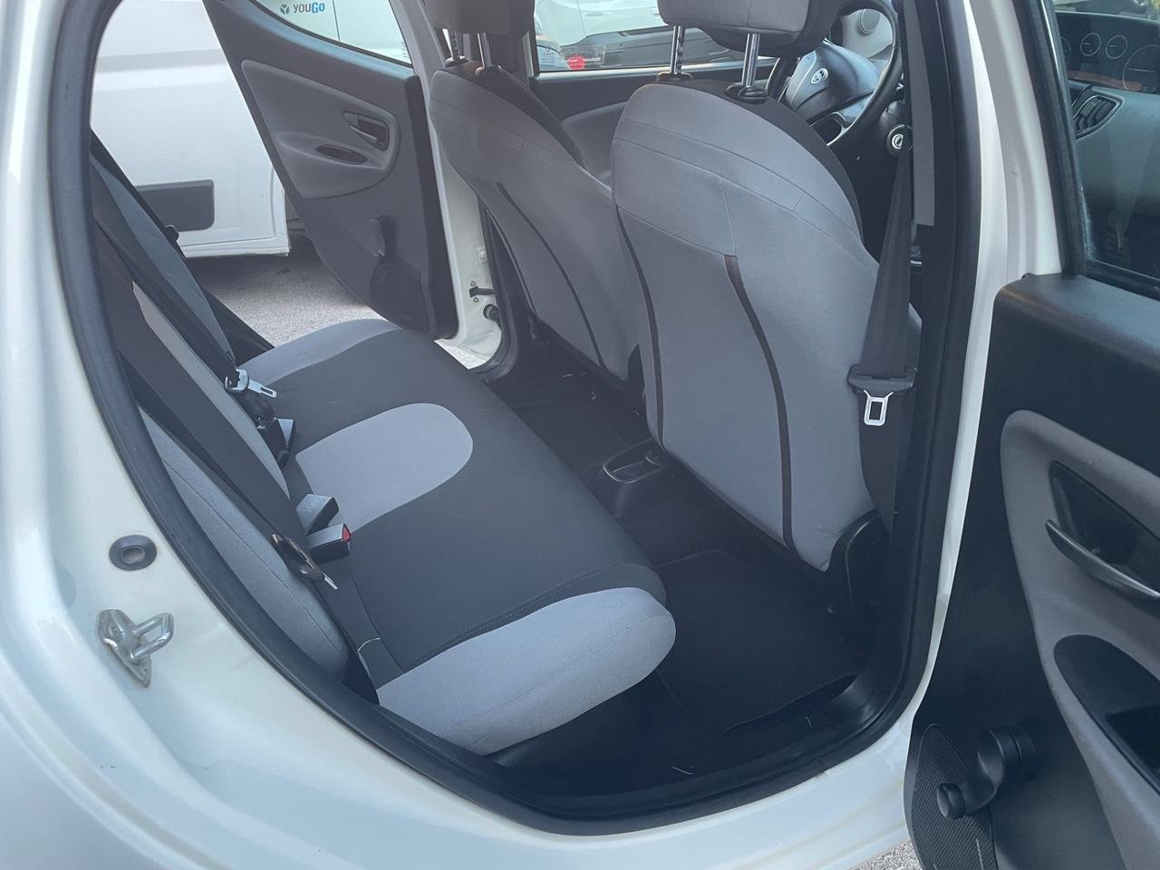 Lancia Ypsilon 1.2 69 CV 5 porte GPL Ecochic Gold