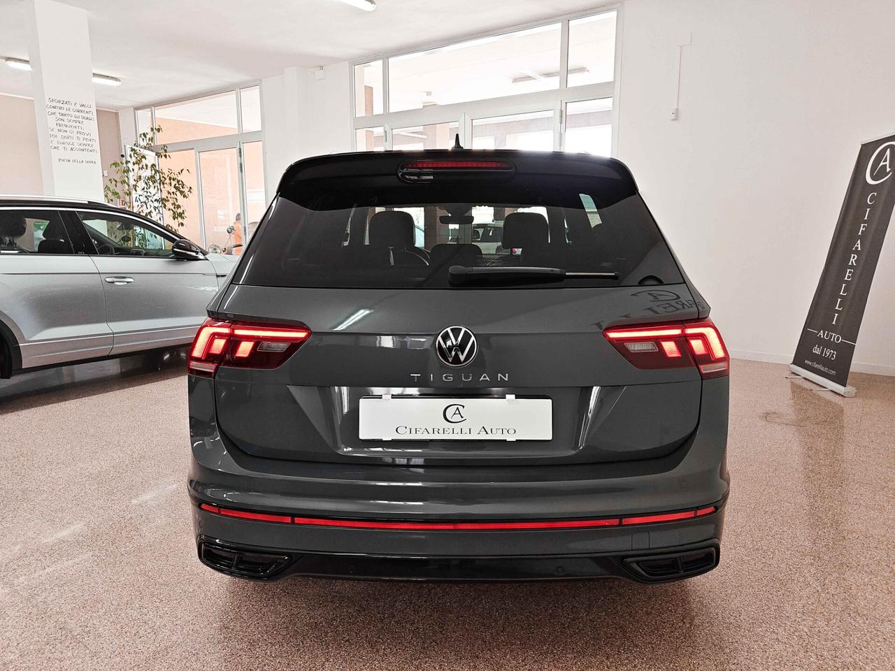 Volkswagen Tiguan 2.0 TDI 150 CV SCR DSG R-Line