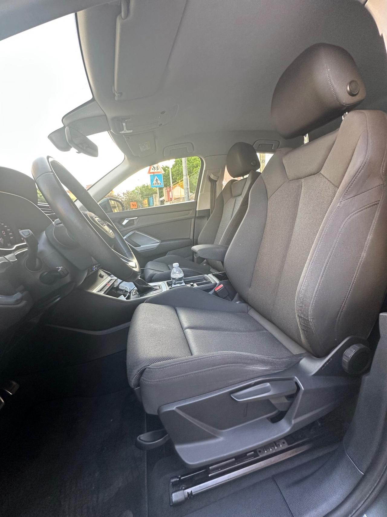 Audi Q3 35 TDI S tronic line edition