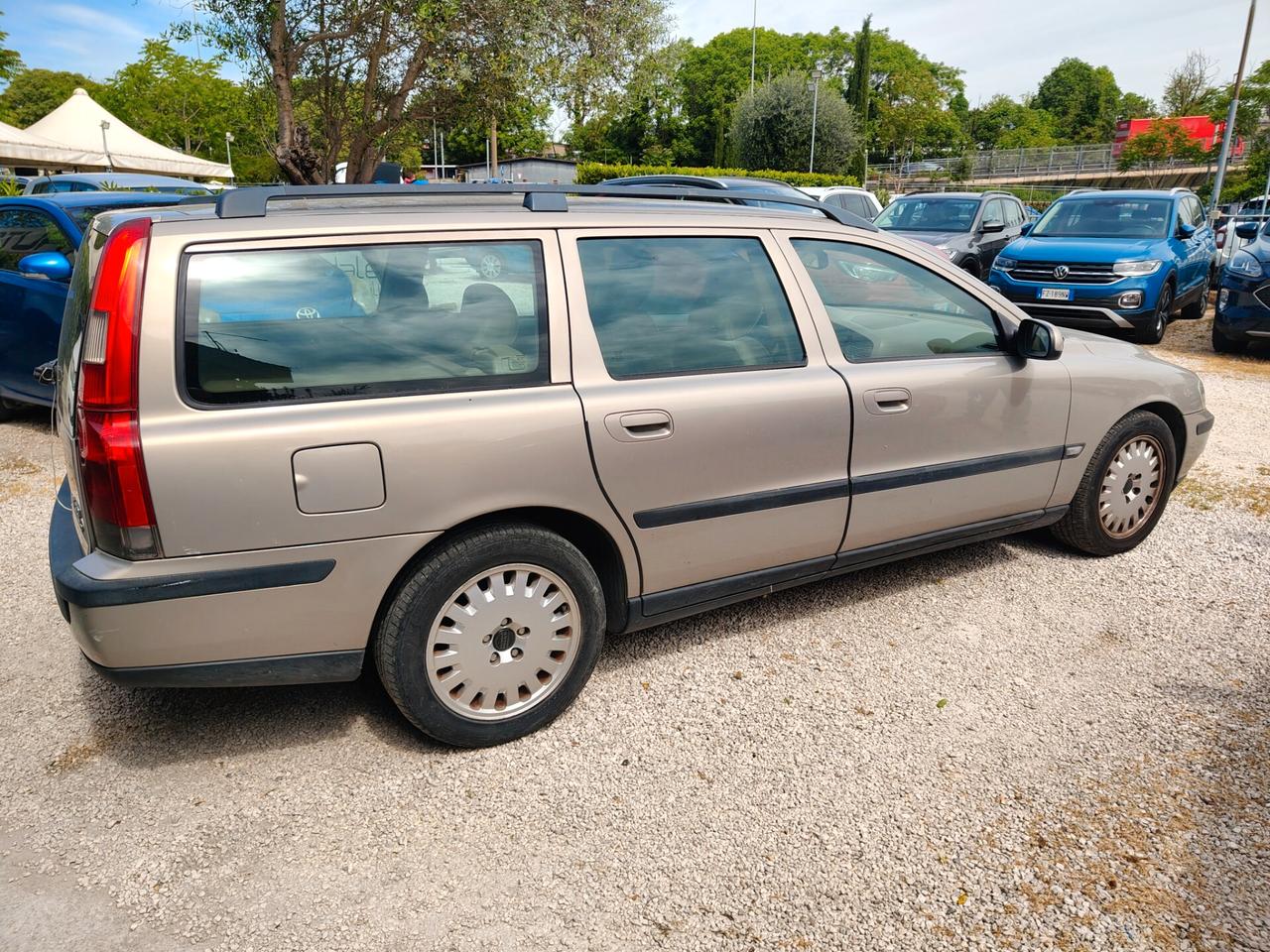 Volvo V70/XC70 V70 2.5 D cat