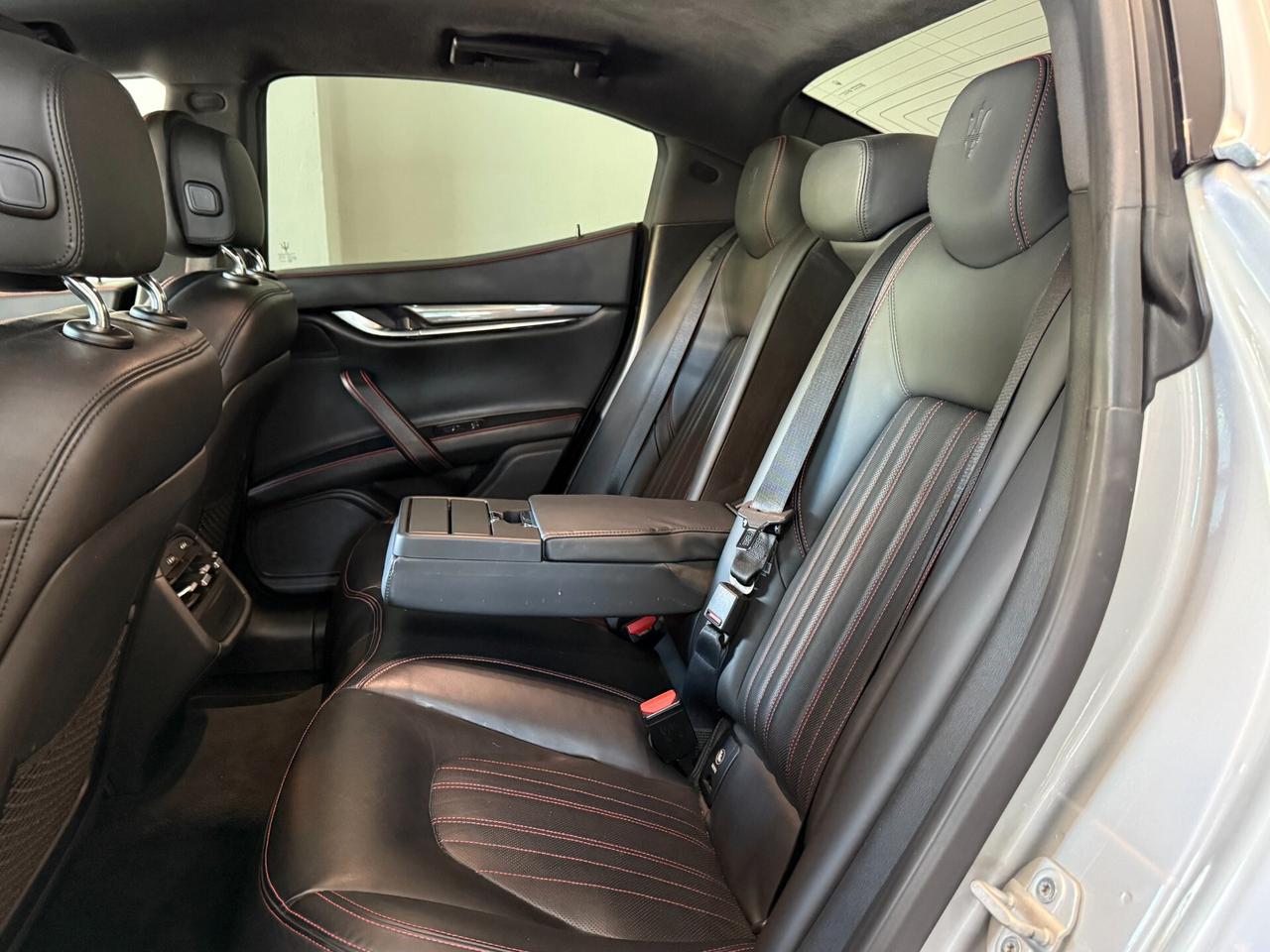 Maserati Ghibli V6 430 CV SQ4 Granlusso